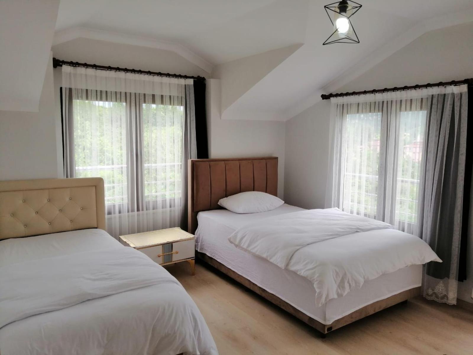 Aquamarine Holiday - Trabzon Villa Buitenkant foto